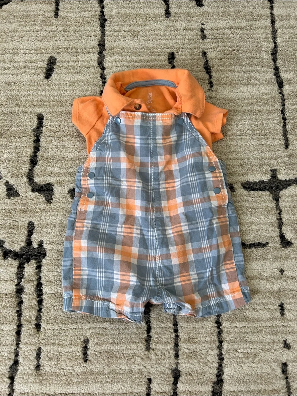 Carter’s Orange & Gray Plaid Shortalls for Baby 6 months - Picture 4 of 12